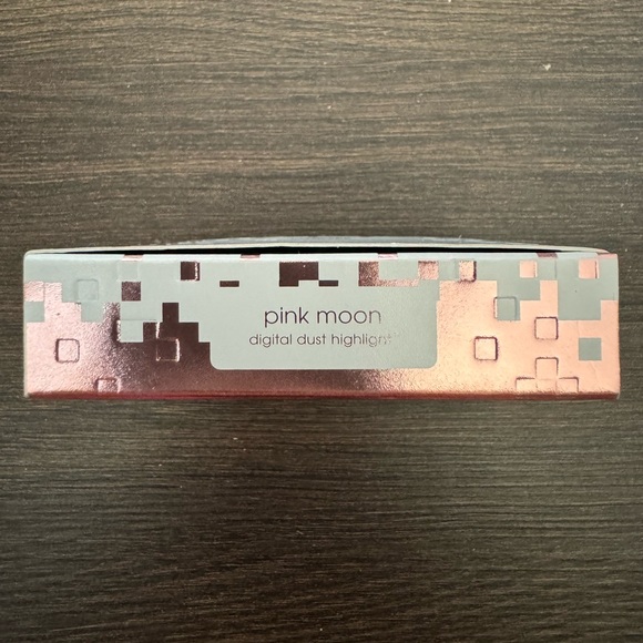 Melt Cosmetics Digital Dust Highlight - Picture 2 of 4